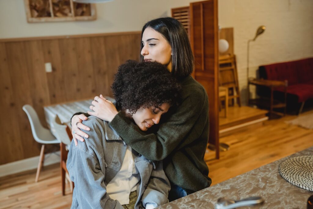 Triada abuzator-victimă-salvator. Implicațiile acestor roluri în viața noastră